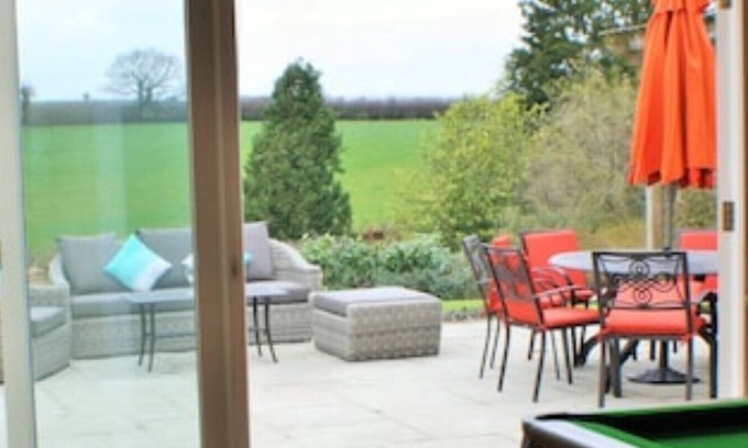 Crediton Cottage | Ideal Retreat at The Barn with Pool and Family Amenities