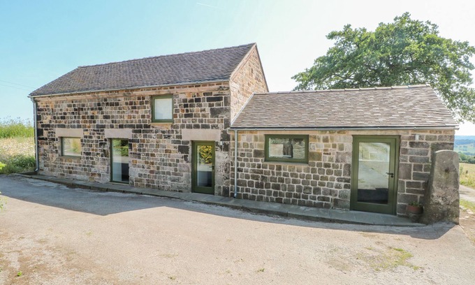 Horton Cottage | Family-Friendly Stay at The Barn at Chatsworth Farm
