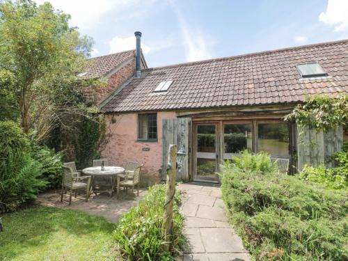 Fiddington House | Pet-Friendly Retreat at The Barn - 4-Star Guest Favorite