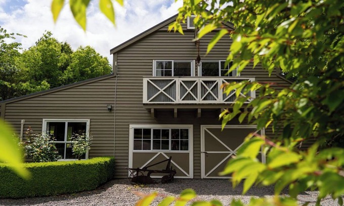 Acacia Bay House | Discover The Barn Taupō: A Peaceful Retreat with Spa & Hot Tub