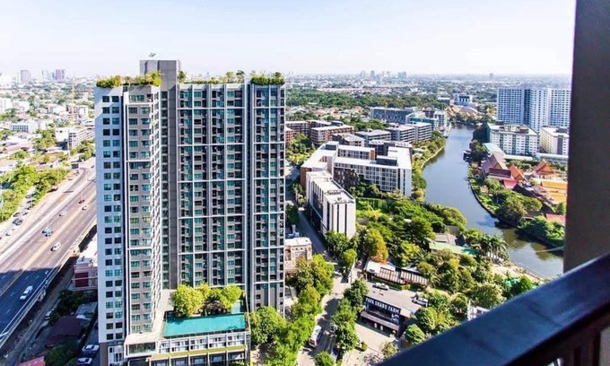 Phra Khanong Nuea Apartment | Budget-Friendly Stay at The Base Park West, Bangkok
