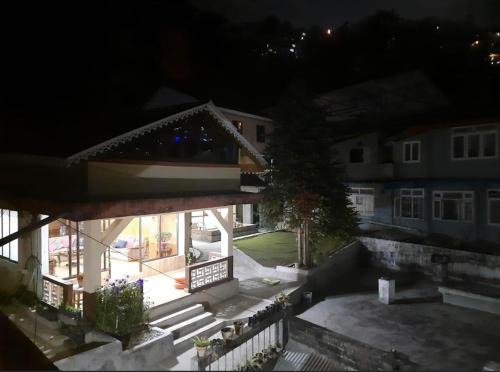 Gangtok House | Unforgettable Stay at The Basnett Croft - Rated 10/10!
