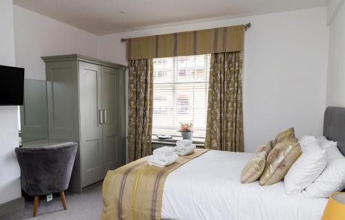 Canterbury Bed & Breakfast | Family-Friendly Retreat at The Bat and Ball - Rated 9.5/10