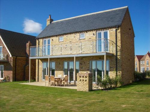 Filey Resort | Experience The Bay Filey: Pet Friendly with Pool & Spa