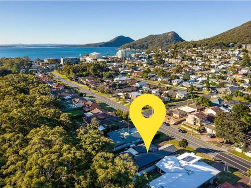 Shoal Bay House | Elegant Bay House Shoal Bay: 5-Bedroom with Ocean Views