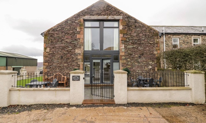 Penrith House | Family Friendly Bay Tree with Open Fire in Watermillock