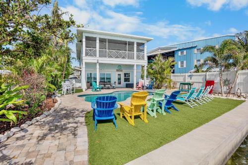 Bradenton Beach House | Experience Oceanfront Bliss at The Bayfront Hotel