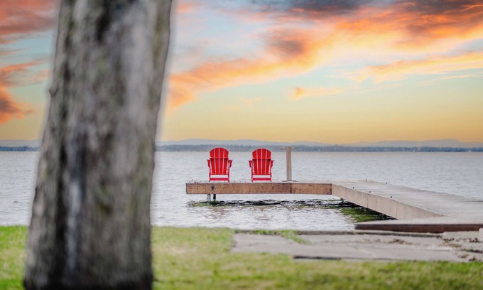 South Glengarry Cottage | The Bayview Cottage