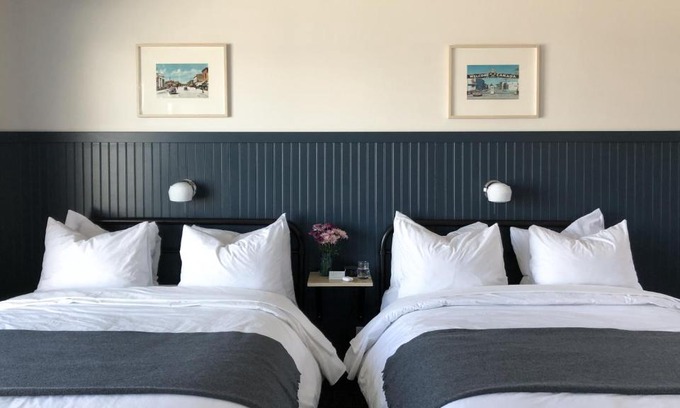 Rainy River District Hotel | Pet and Child Friendly Stay at The Bayview Motel