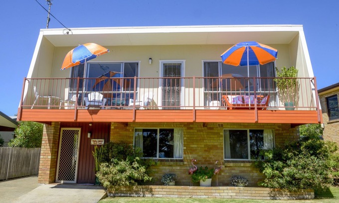 Vincentia House | Oceanfront Escape with Breathtaking Jervis Bay Views