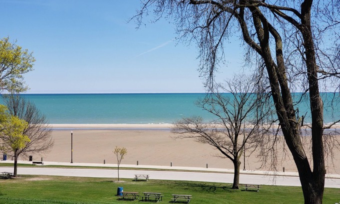 Racine House | Beach Cottage on Michigan Blvd: Pet-Friendly & Ocean Views
