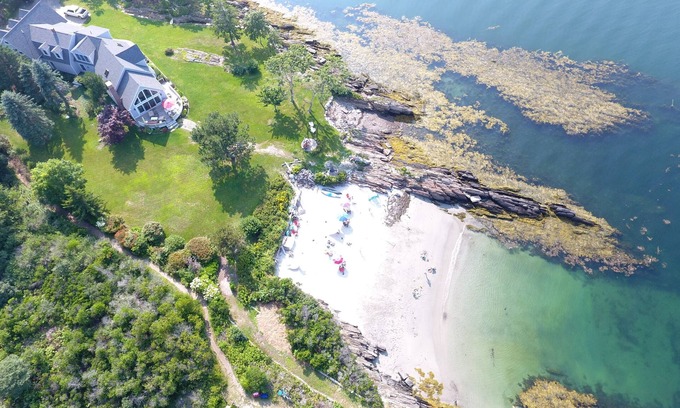 Mid-Coast and Islands Apartment | Oceanfront Escape at The Beach House Bailey Island, Maine