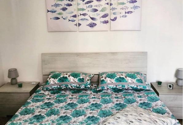 Rezza Apartment | Beach House: Family-Friendly Retreat with Great Reviews