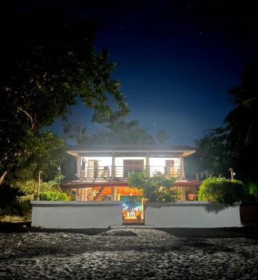 Zamboanguita Resort | The Beach Lounge