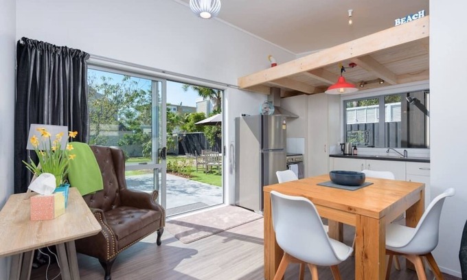 Papamoa Beach House | Guest Rated 10/10: The Beach Place at Papamoa Beach