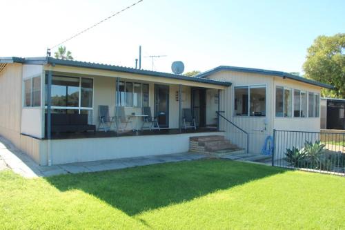 Guilderton House | Beach Shack: Ocean Views Just Steps from the Shore