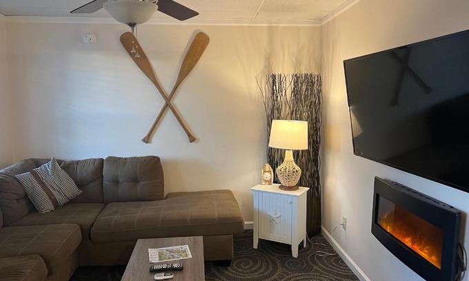 Sylvan Beach Hotel | Beachside Retreat: Carbone's Guest Rooms with Ocean Views