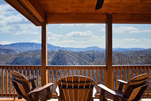 Chalet Village North House | Relax at The Bear and Trout with Pool & Hot Tub Access