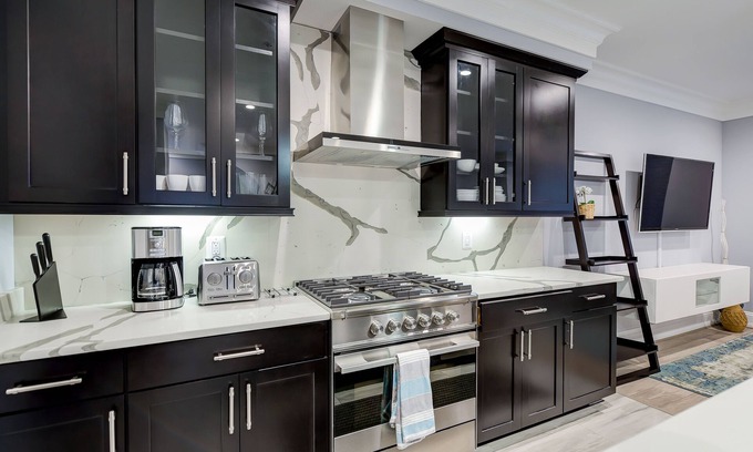 Stanton Park House | Stylish Stay at The Bell, Capitol Hill near U.S. Capitol