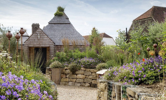 Ticehurst Hotel | Discover The Bell in Ticehurst: Family-Friendly Retreat