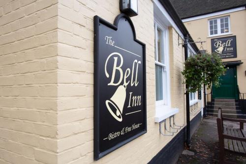 Thorpe-le-Soken Hotel | Welcoming The Bell Inn: Pet-Friendly & Family Accommodations