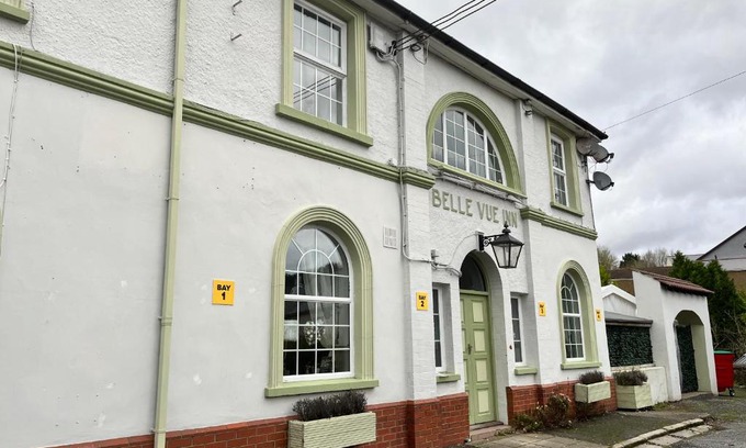Tredegar Hotel | Enchanting Belle Vue: Guest Rated 10/10 with Breakfast
