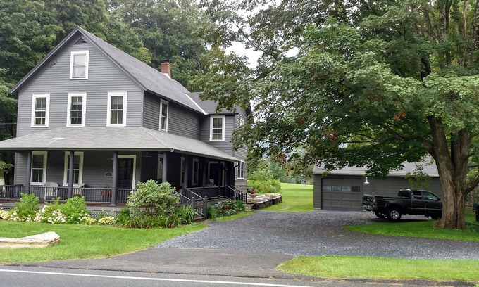 Lenox House | Experience Country and Culture with Oceanfront Amenities
