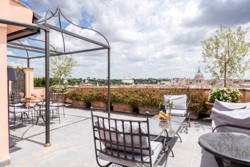 Prati Apartment | Panoramic View Apartment with Terraces in Rome, Rated 9/10