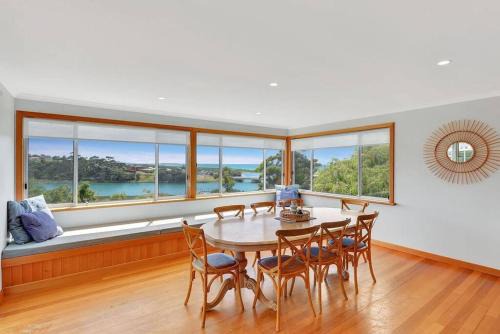 Scamander House | Discover the BEST Scamander Beach House for Families