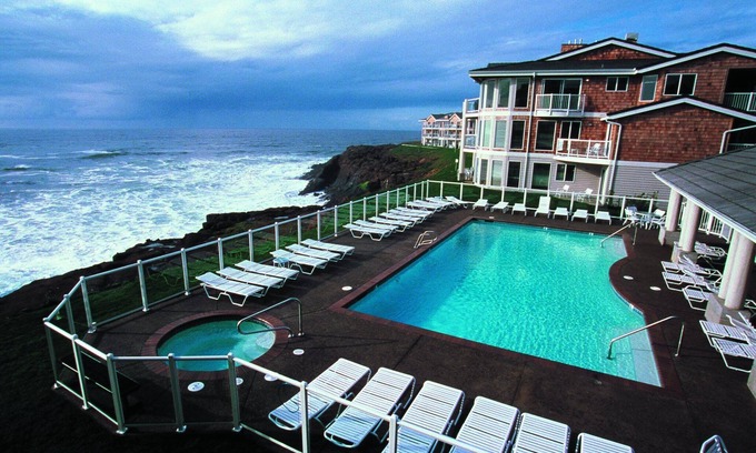 Depoe Bay Resort | Prime Hotel with Oceanfront Views and Spa Amenities