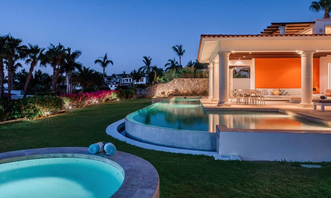 San Jose del Cabo Villa | Experience the Ultimate Villa in Los Cabos with Full Service