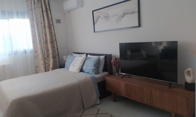 Punta Sabbioni House | Relax in a Modern Studio with Ocean View & Spa Amenities