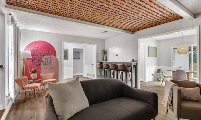 Original Town House | Cozy Getaway with Spa and Pet-Friendly Amenities