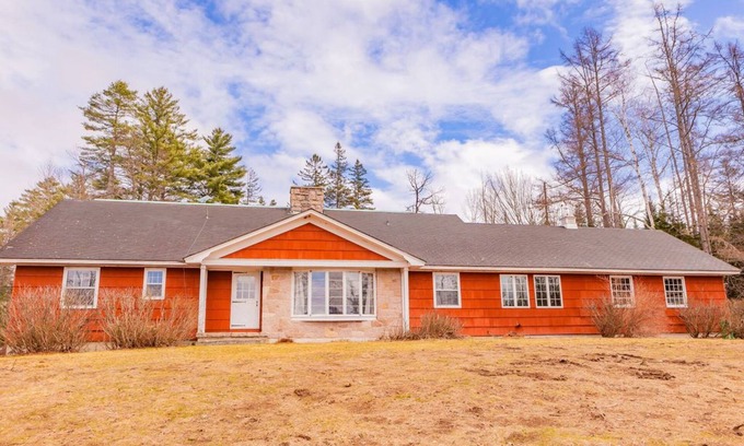 Errol House | Discover The Big House: Family-Friendly Retreat in Errol
