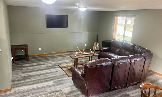 Webster House | Discover The Big Slough Lodge: Pet-Friendly Lake Retreat