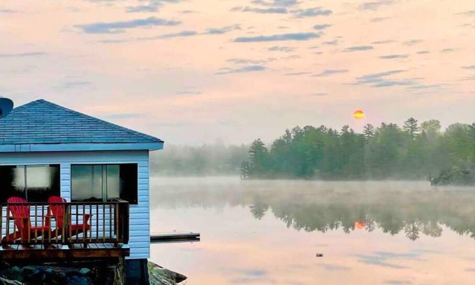 Byng Inlet Cottage | Discover The Birch: Your Ideal Family-Friendly Retreat!