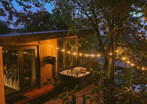 Christchurch Apartment | THE BIRD'S NEST - Secluded getaway!