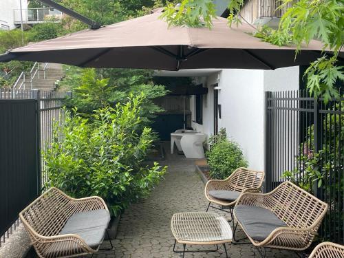 Schlitz Apartment | Outstanding Birdy Mountains Lodge: Pet & Child Friendly Stay