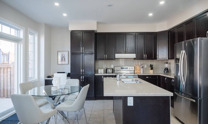 Bowmanville House | Relaxing Porch Retreat at The Bliss with Spa & Hot Tub