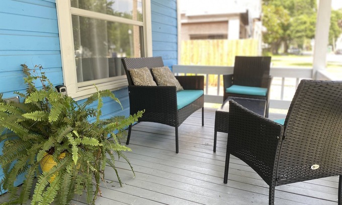 Sanford Apartment | Discover The Blue Aztec: 10/10 Spa & Family-Friendly Stay