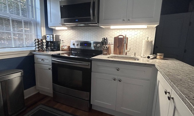 Allentown Apartment | Convenient Blue Backyard Studio Suite with Unique Amenities