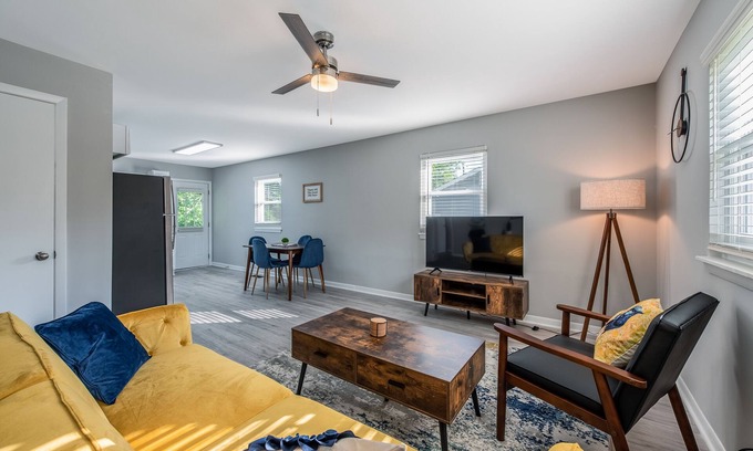 East Raleigh House | The Blue Bird: Modern Retreat Near Downtown Raleigh