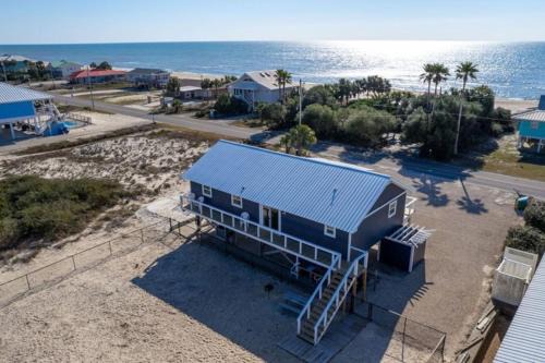 St. George Island House | Discover The Blue Bungalow: Ocean View & Family-Friendly Stays