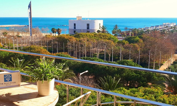 La Vila Olimpica del Poblenou Apartment | Discover The Blue House: Oceanfront Oasis in Barcelona