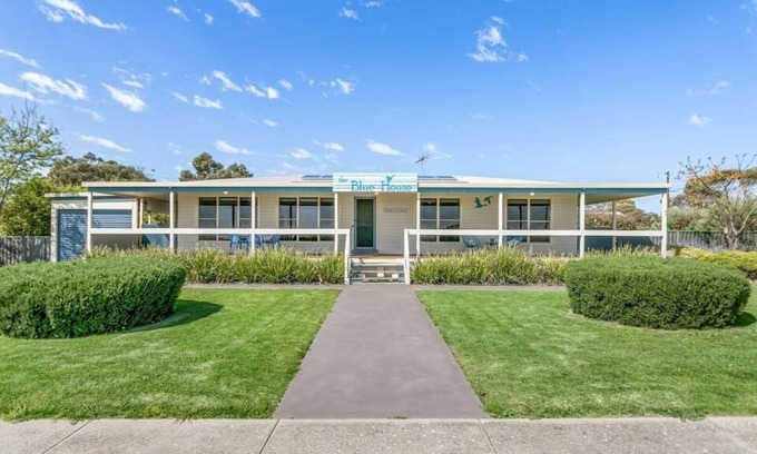 Bonney House | Experience The Blue House with Ocean & Lake Views
