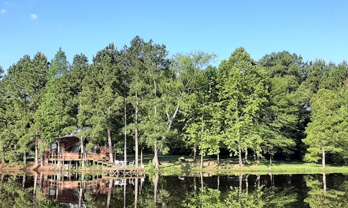 Eustace Cabin | Inviting A-frame Cabin at Bluegill Lake with Spa & Hot Tub