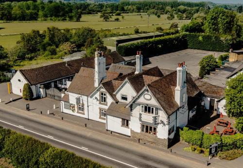 Derbyshire Hotel | Discover The Boars Head Hotel: Pet-Friendly Comfort Awaits