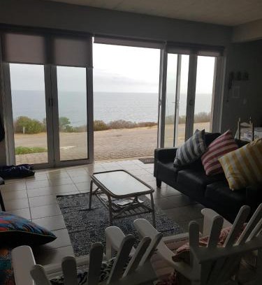 Jongensfontein House | Beachfront Bliss at the Boathouse - Rated 9.4 by Guests