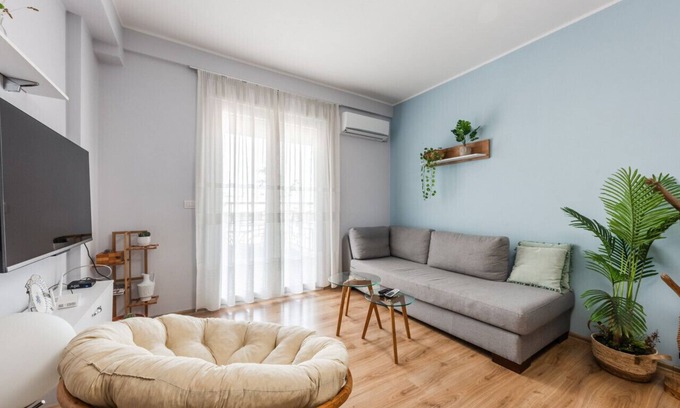 Shkoder Apartment | Comfortable Stay at The Bohemian Pad with Family Amenities