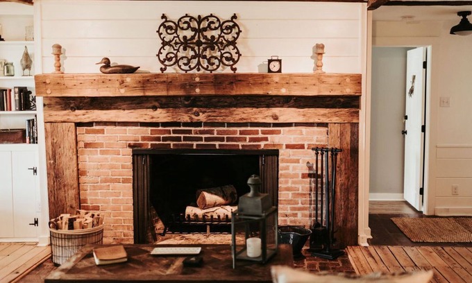 Skaneateles Bed & Breakfast | Experience The Bond 1835: Guest Rated 9.8 with Ocean Views